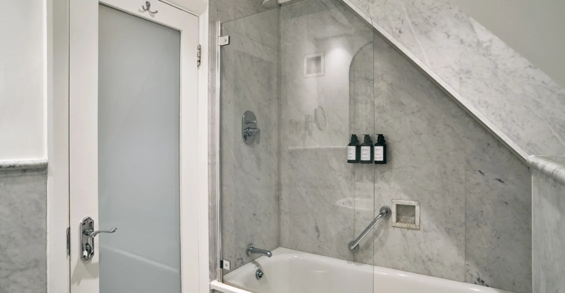 Superior Twin Room at Guild Hotel Bloomsbury