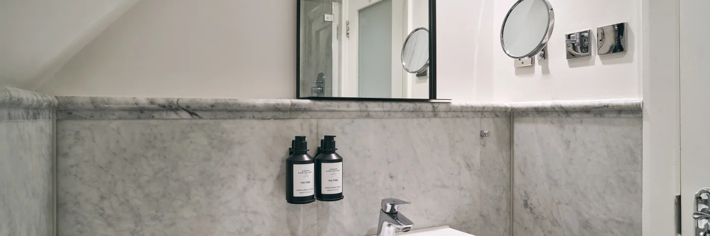 Superior Twin Room at Guild Hotel Bloomsbury